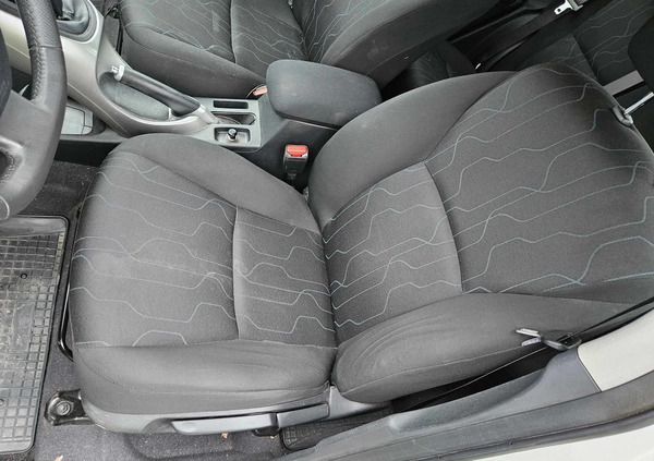 Toyota Auris cena 19788 przebieg: 153789, rok produkcji 2013 z Duszniki-Zdrój małe 781